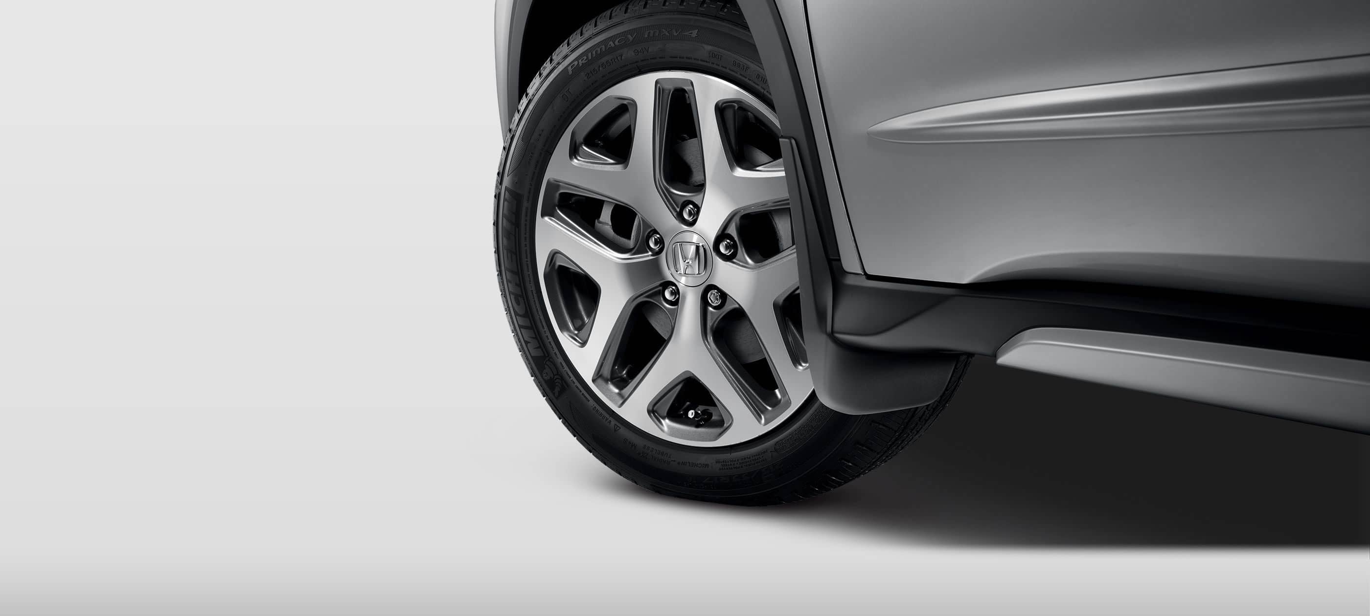17-inch Alloy Wheels